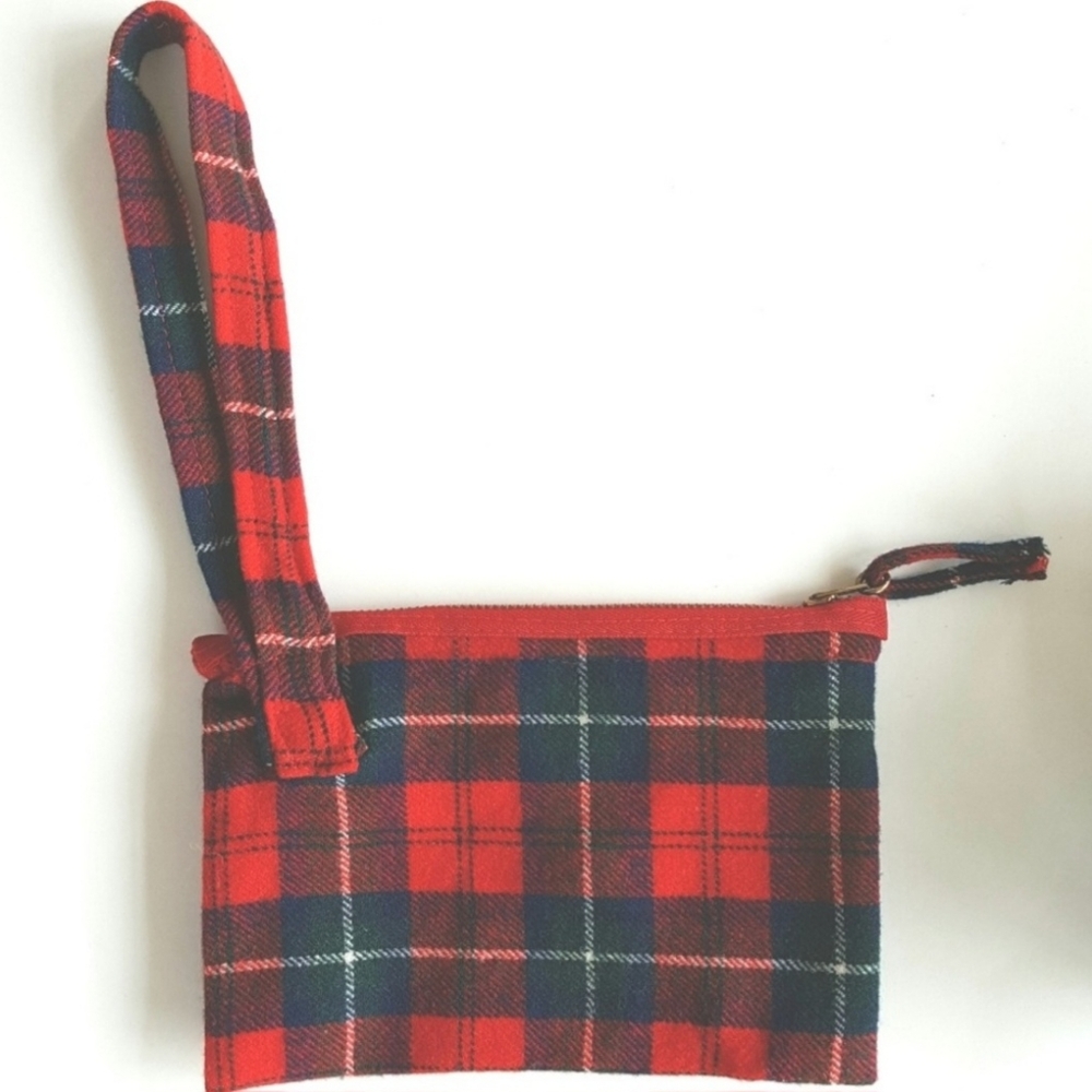 Wristlet Purse Wool Tartan Plaid Hand Made Upcycled